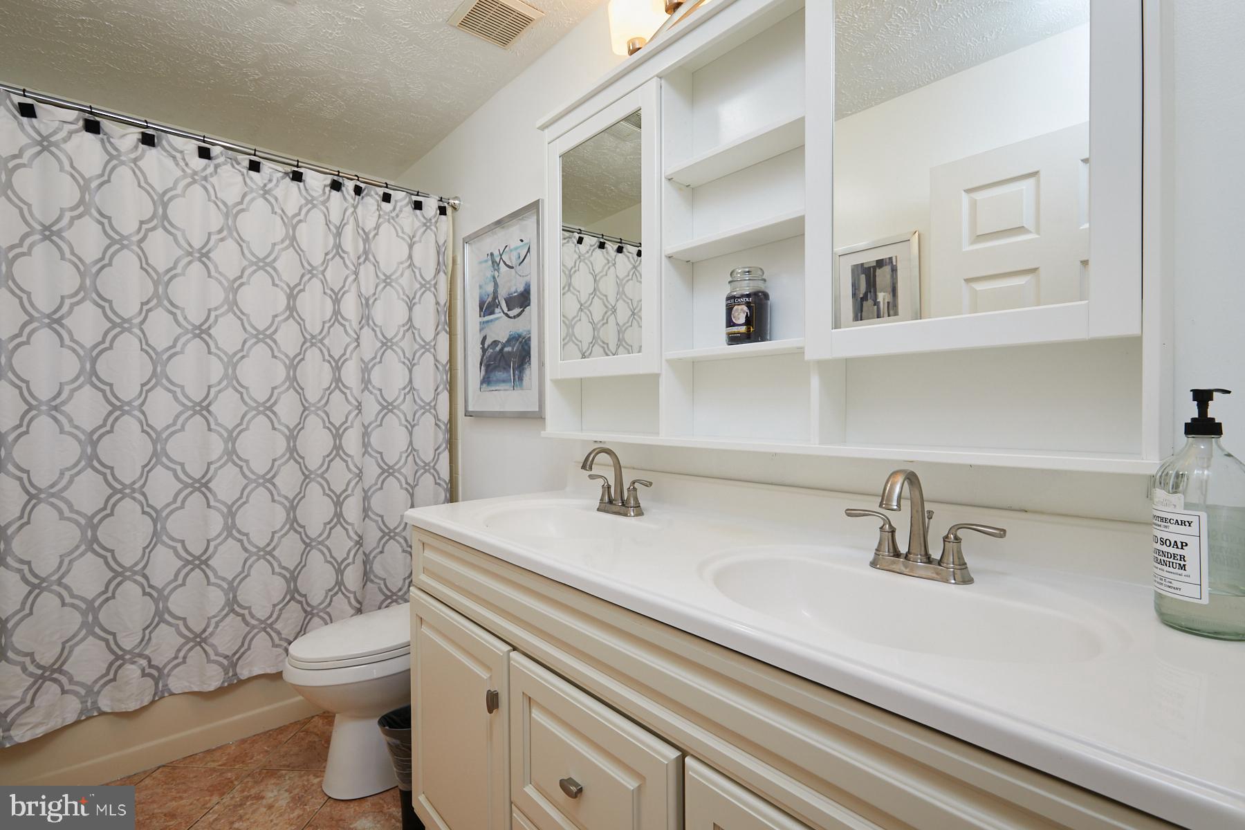 12622 Bridoon Lane Reston, VA 20191 - Photo 27 of 39