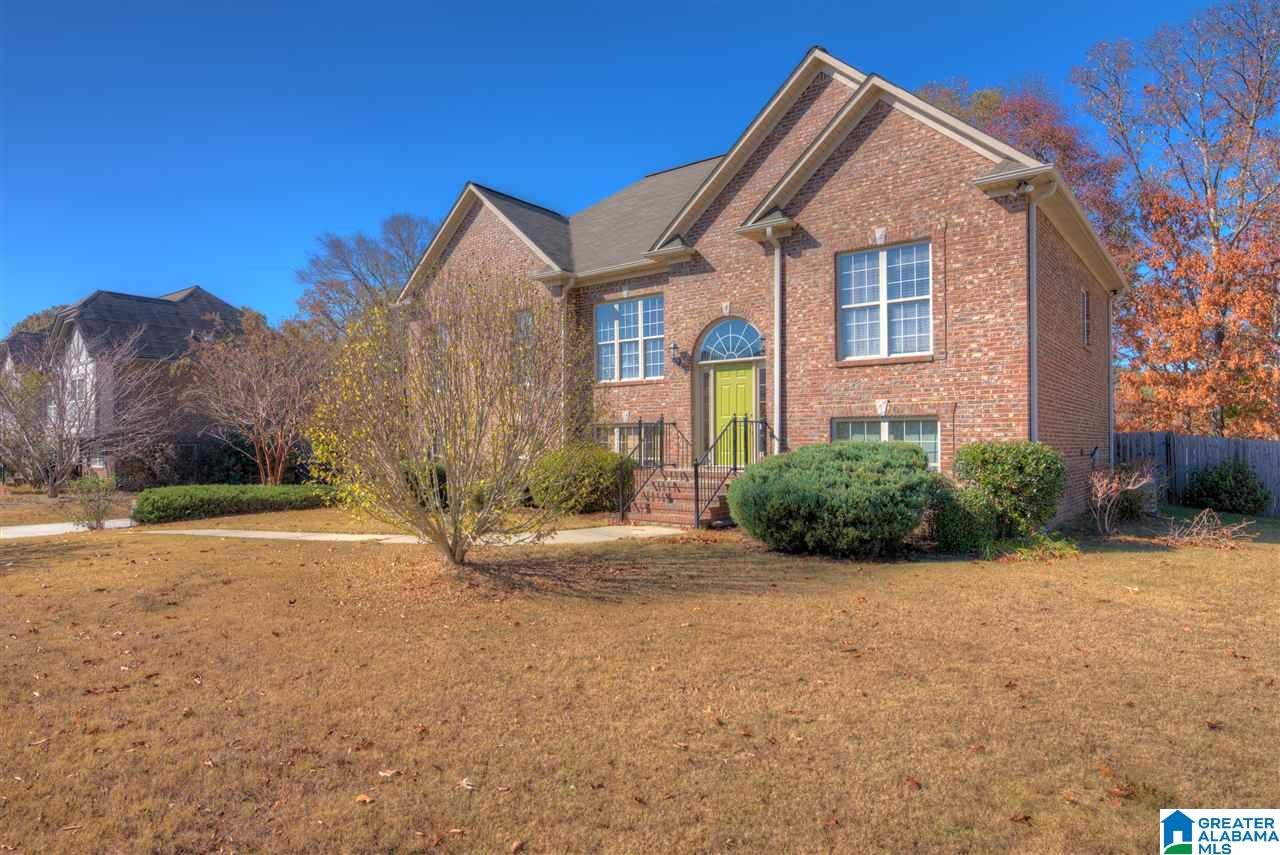 1828 Parc Ridge Circle Warrior, AL 35180 - Photo 2 of 30