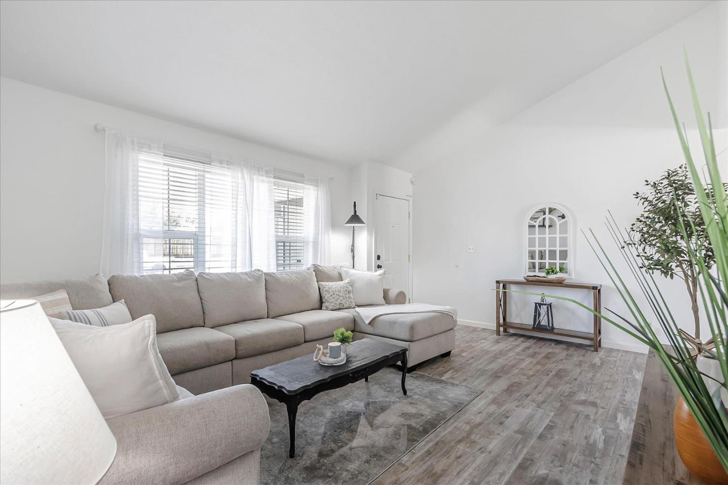 5075 Eppling Lane San Jose, CA 95111 - Photo 8 of 60 a living room with furniture