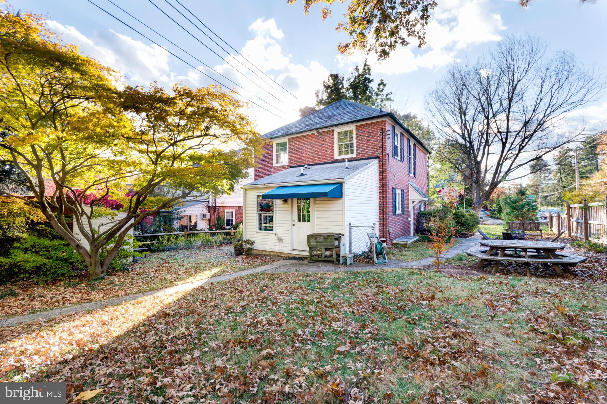 7211 Oxford Road Baltimore, MD 21212 - Photo 24 of 26 Exterior (Rear)
