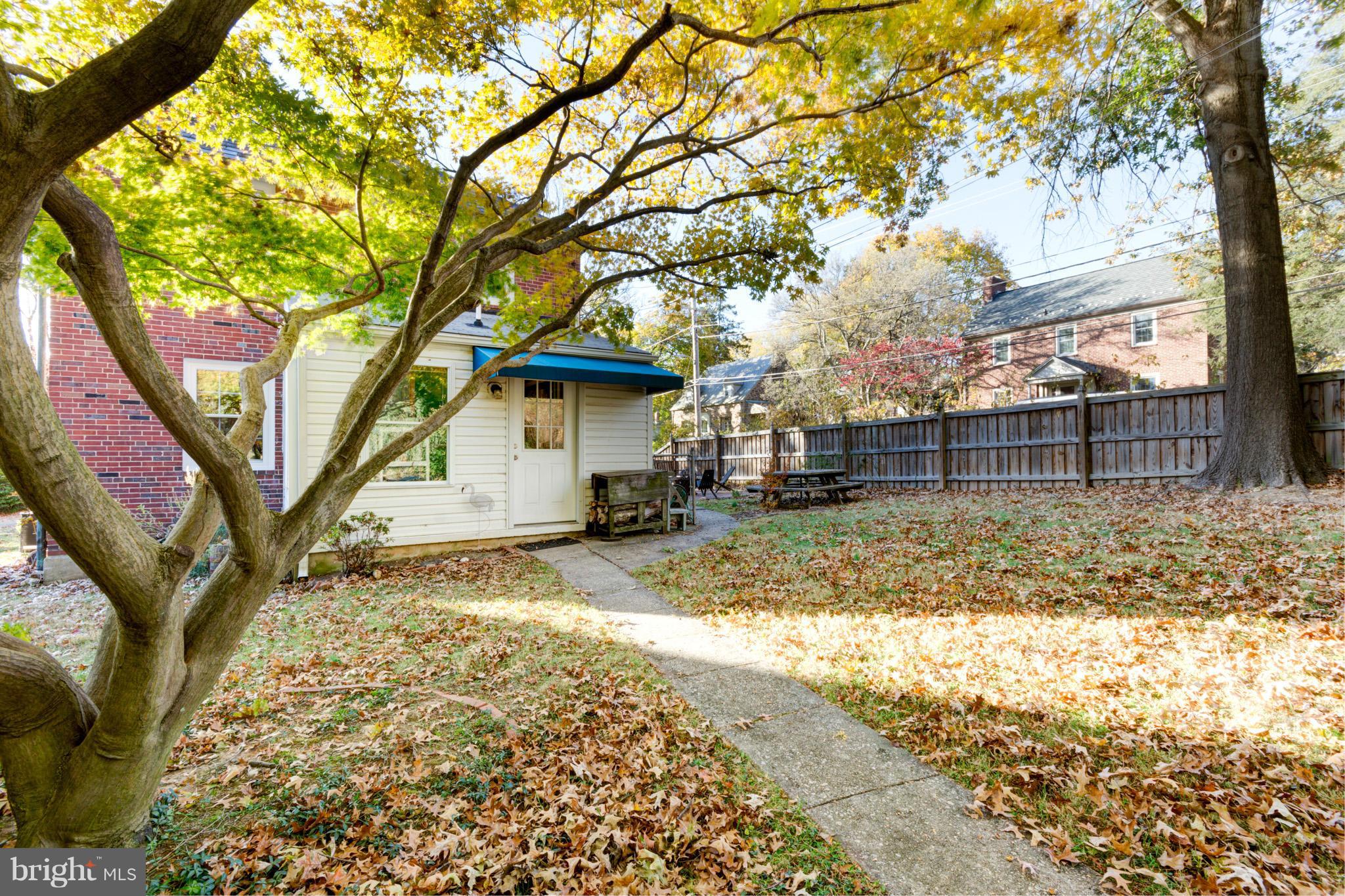 7211 Oxford Road Baltimore, MD 21212 - Photo 25 of 26 Exterior (Rear)