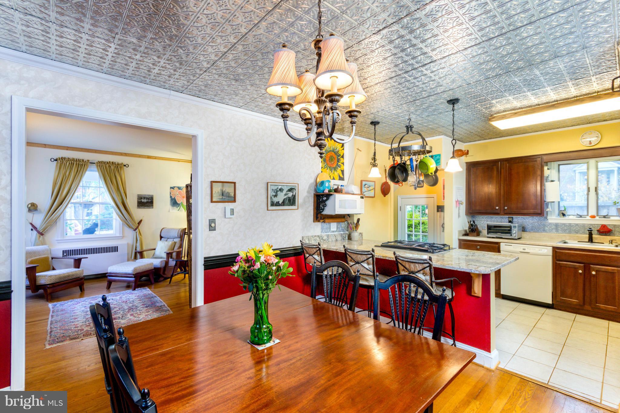 7211 Oxford Road Baltimore, MD 21212 - Photo 10 of 26 Dining Room