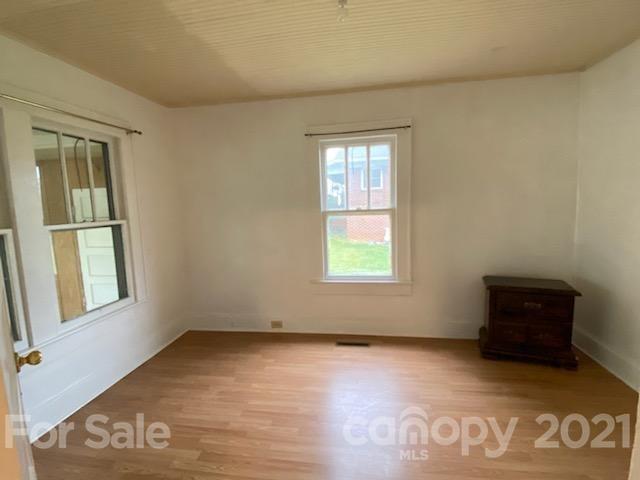 113 Myrtle Street Morganton, NC 28655 - Photo 11 of 12 Gallery Image 11