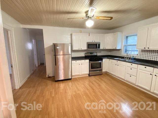 113 Myrtle Street Morganton, NC 28655 - Photo 5 of 12 Gallery Image 5