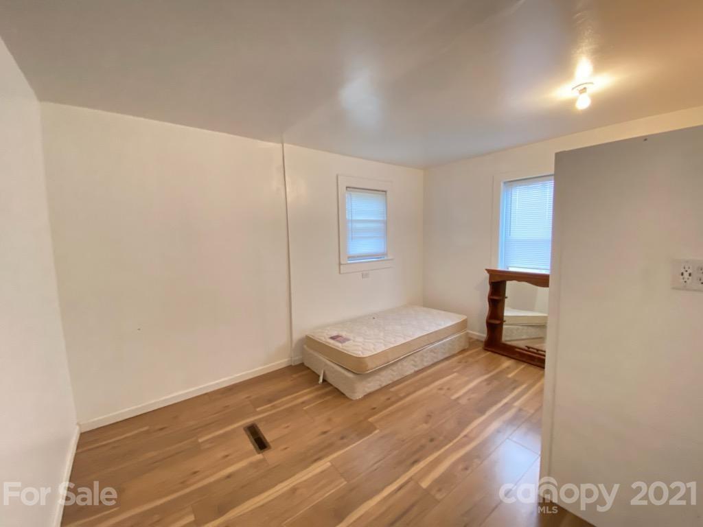 113 Myrtle Street Morganton, NC 28655 - Photo 10 of 12 Gallery Image 10