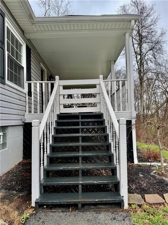 781 McClane Farm Road Washington, PA 15301 - Photo 3 of 40