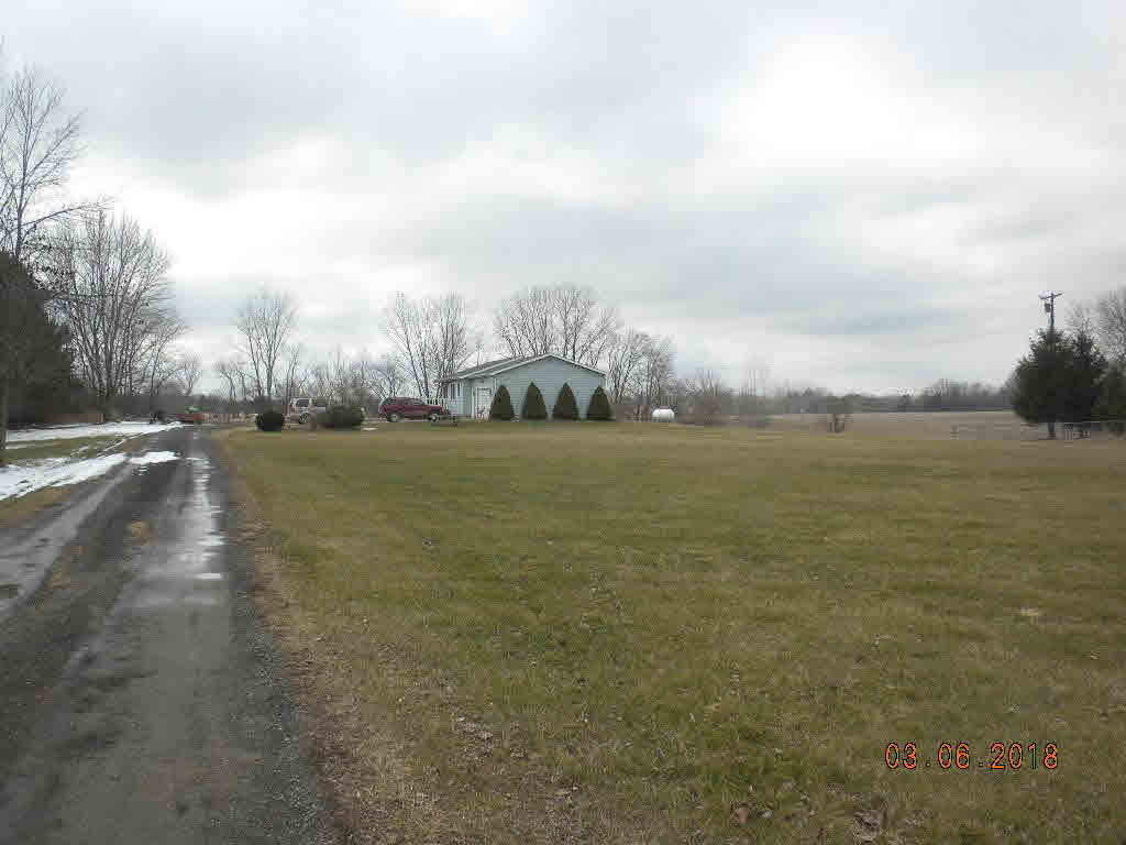 14265 Taylor Road Millington, MI 48746 - Photo 6 of 6 21425273-5.JPG