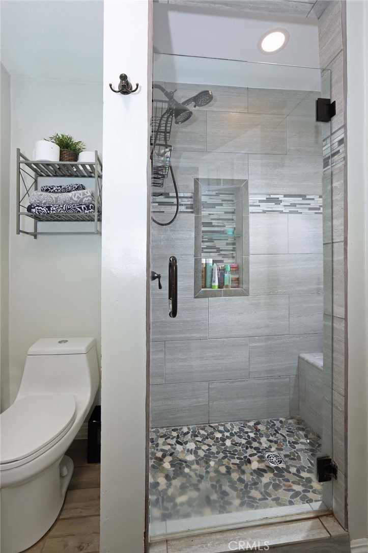 358 Patton Street Los Angeles, CA 90026 - Photo 18 of 24 3/4 bath