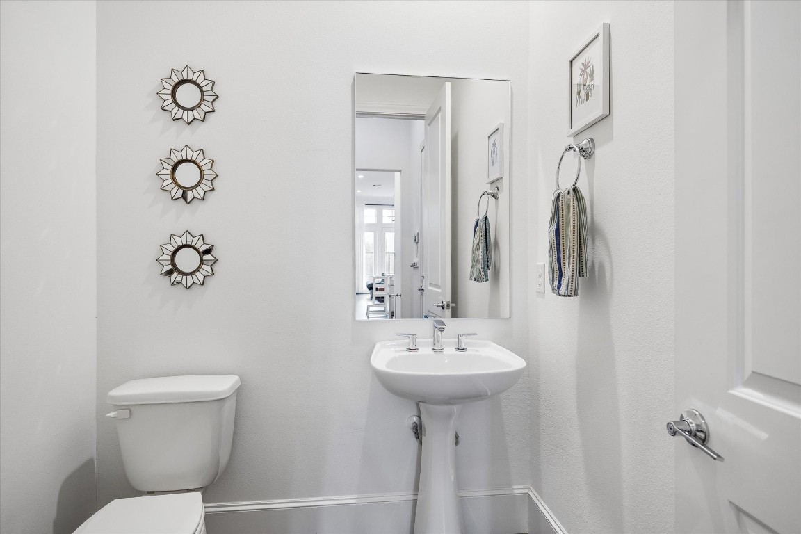 3302 West 12th Street Houston, TX 77008 - Photo 10 of 23 There is a half bath and a mud room conveniently located on the first floor.
