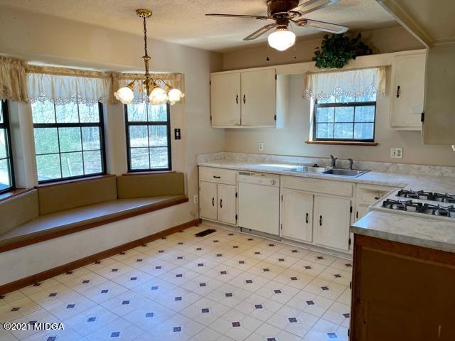 561 Bethlehem Church Road Gordon, GA 31031 - Photo 5 of 39 Bethlehem 33