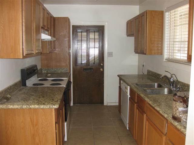 3001 East Osborn Road Phoenix, AZ 85016 - Photo 3 of 4 kitchen