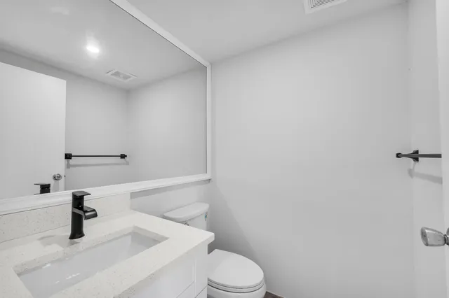 $1,595 | 59 Saxony B, Delray Beach, FL 33446