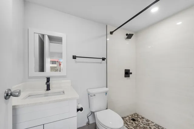 $1,595 | 59 Saxony B, Delray Beach, FL 33446