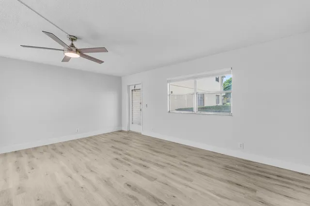 $1,595 | 59 Saxony B, Delray Beach, FL 33446