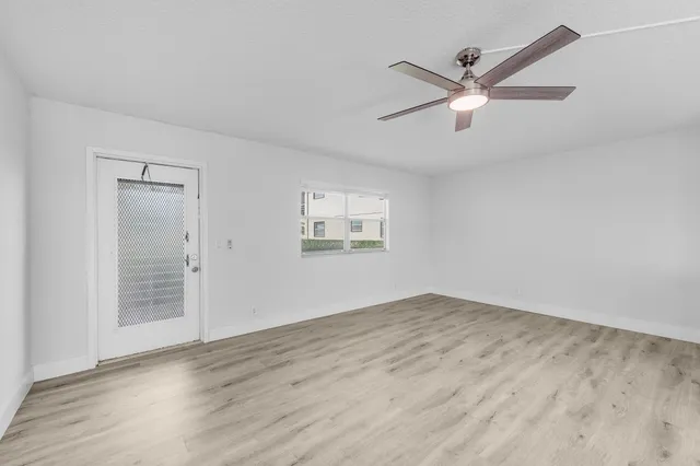 $1,595 | 59 Saxony B, Delray Beach, FL 33446