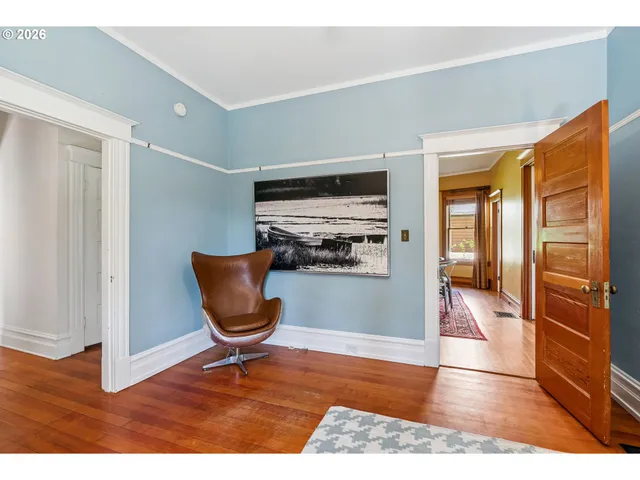 $1,425,000 | 811 Oak Street, Hood River, OR 97031