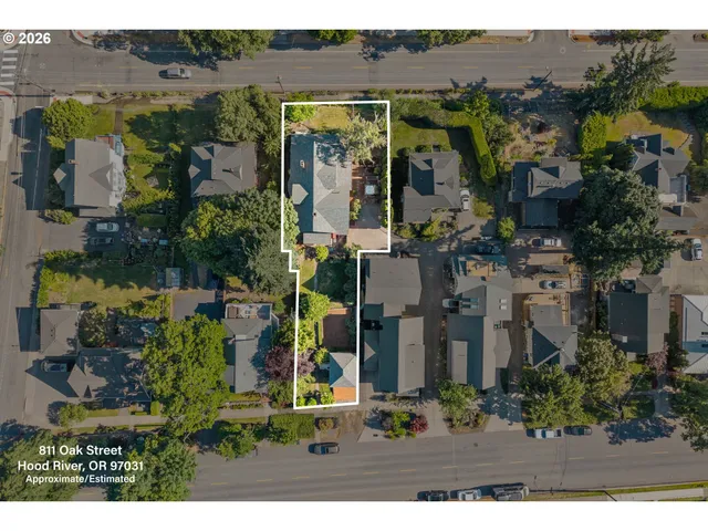 $1,425,000 | 811 Oak Street, Hood River, OR 97031