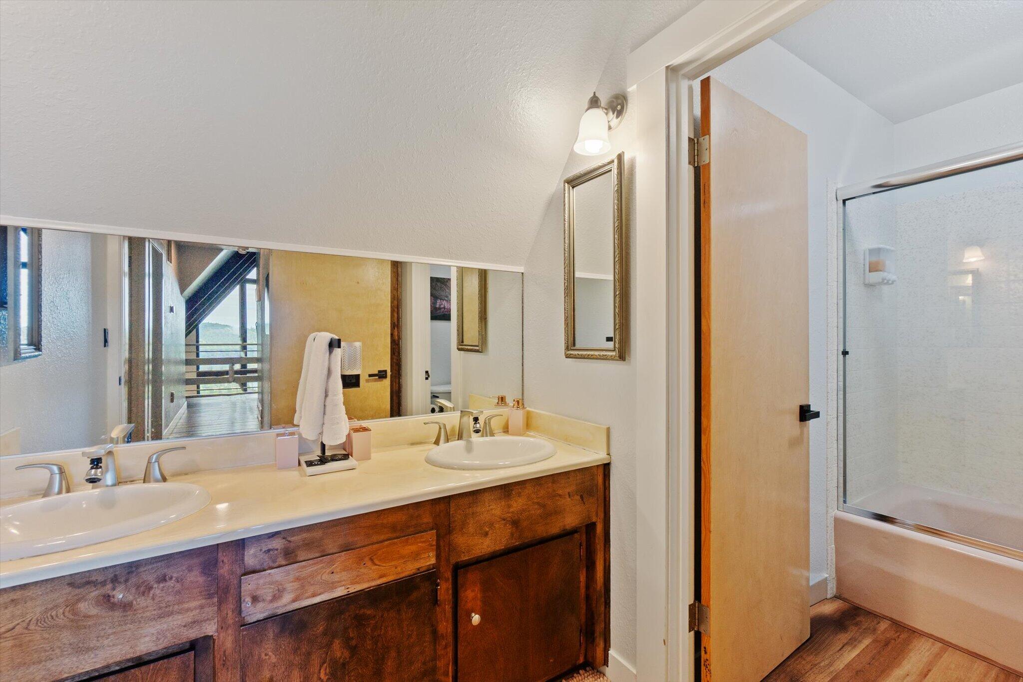 19754 Solus Campground Road Lakehead, CA 96051 - Photo 46 of 92 48