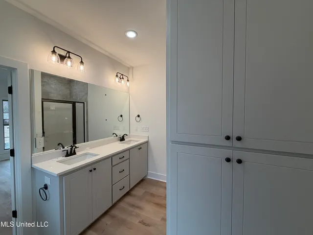 $310,610 | 204 Anderson Oaks Drive, Pearl, MS 39208