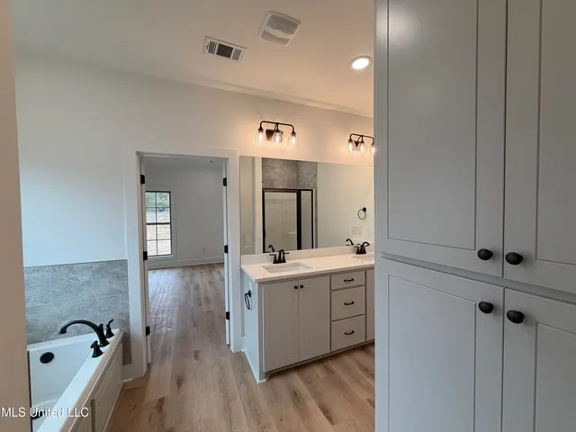 $310,610 | 204 Anderson Oaks Drive, Pearl, MS 39208