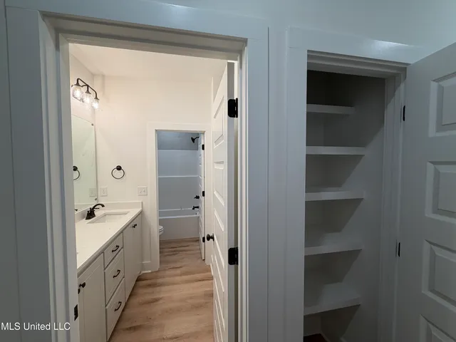 $310,610 | 204 Anderson Oaks Drive, Pearl, MS 39208