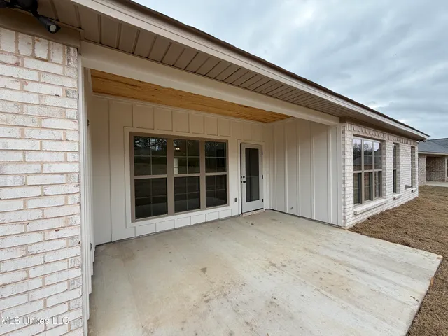 $310,610 | 204 Anderson Oaks Drive, Pearl, MS 39208