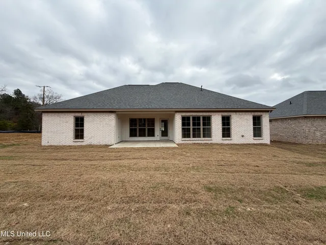 $310,610 | 204 Anderson Oaks Drive, Pearl, MS 39208