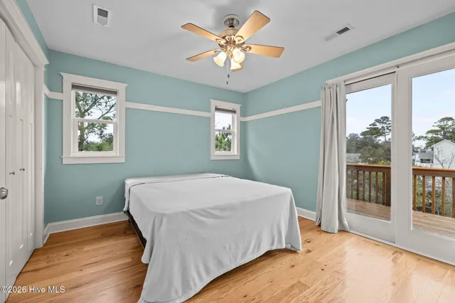 $1,160,000 | 7118 Archers Creek Drive, Emerald Isle, NC 28594