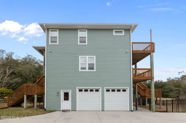 $1,160,000 | 7118 Archers Creek Drive, Emerald Isle, NC 28594