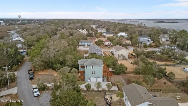 $1,160,000 | 7118 Archers Creek Drive, Emerald Isle, NC 28594