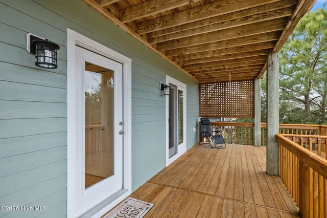 $1,160,000 | 7118 Archers Creek Drive, Emerald Isle, NC 28594