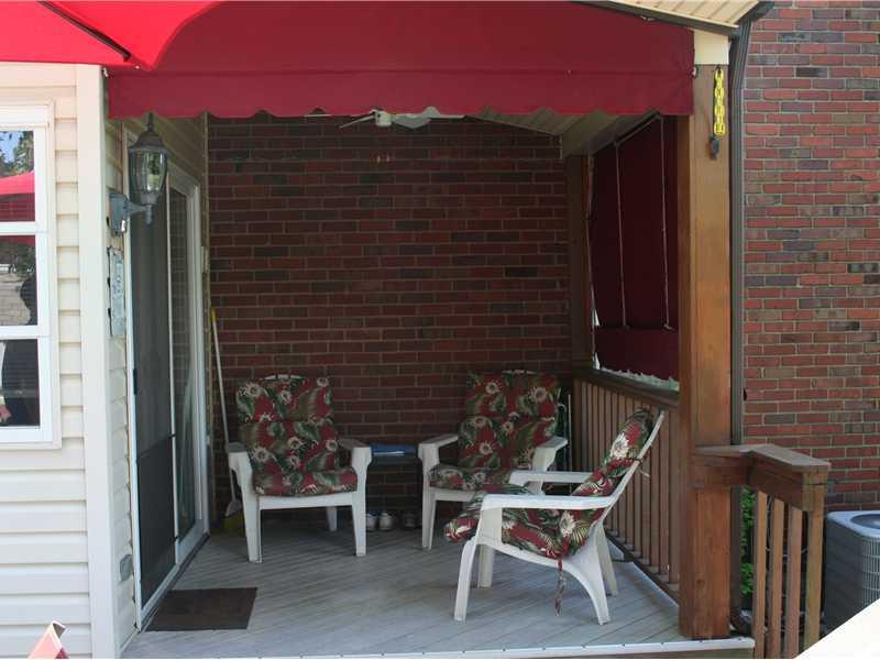 37 Tanager Drive McKees Rocks, PA 15136 - Photo 9 of 14 Patio/Deck.