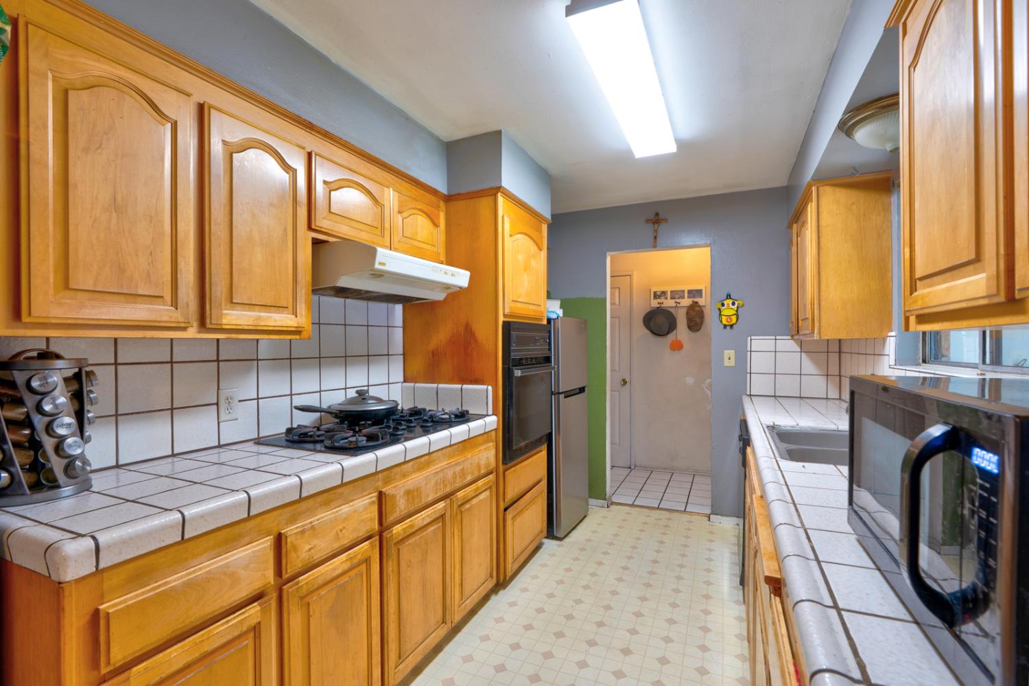 620 Lenore Drive Modesto, CA 95351 - Photo 13 of 35