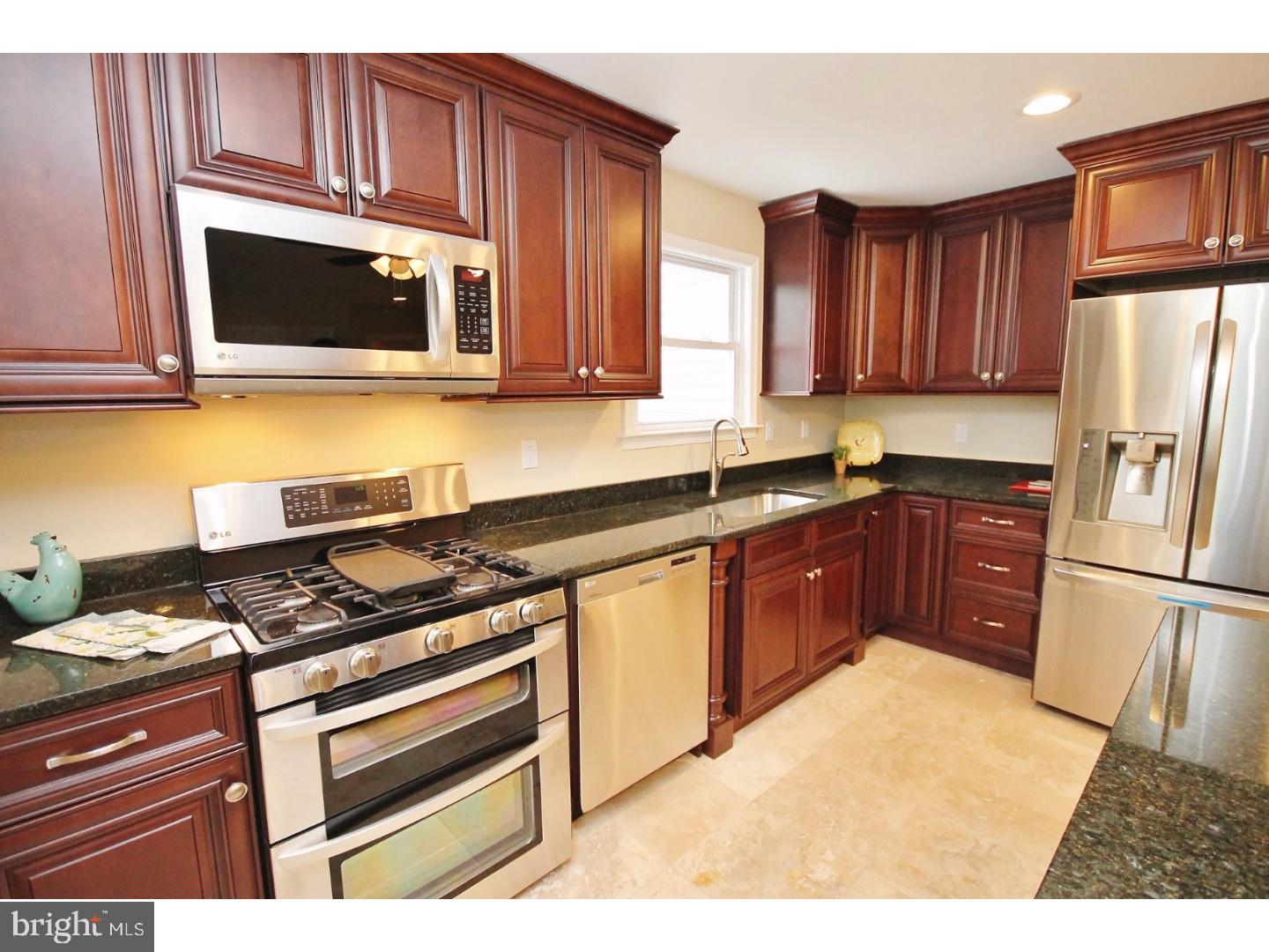 1123 Prescott Road Berwyn, PA 19312 - Photo 8 of 24