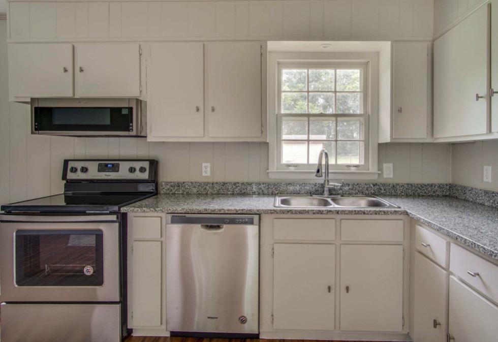 2563 Zion Road Columbia, TN 38401 - Photo 11 of 22 Gallery Image 11