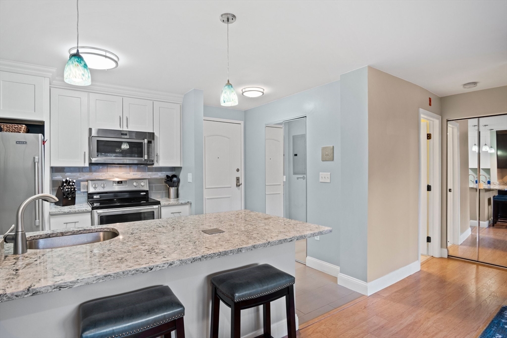 269 Cambridge Road, Unit 209 Woburn, MA 01801 - Photo 6 of 25 Gallery Image 6