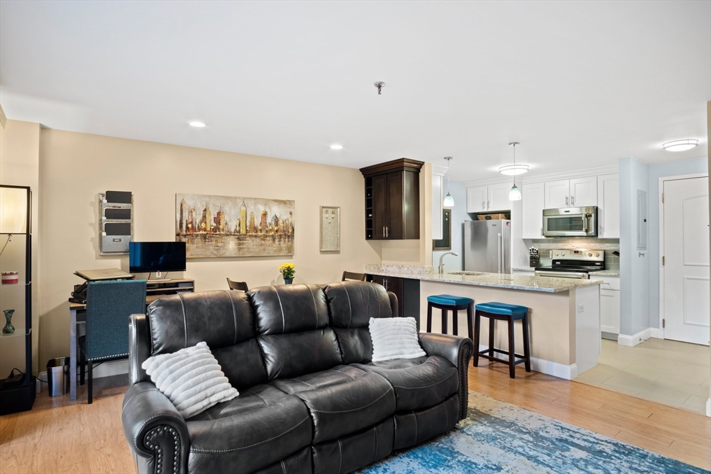 269 Cambridge Road, Unit 209 Woburn, MA 01801 - Photo 8 of 25 Gallery Image 8