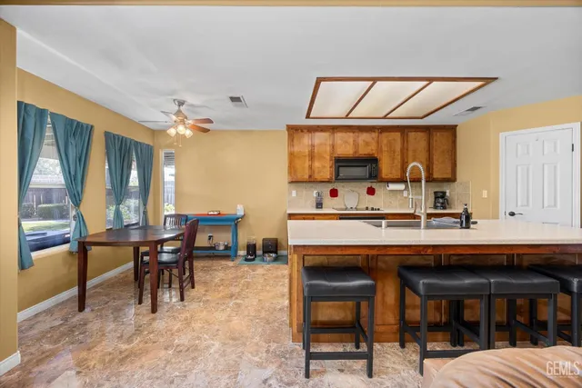 $495,000 | Undisclosed Address, Bakersfield, CA 93308