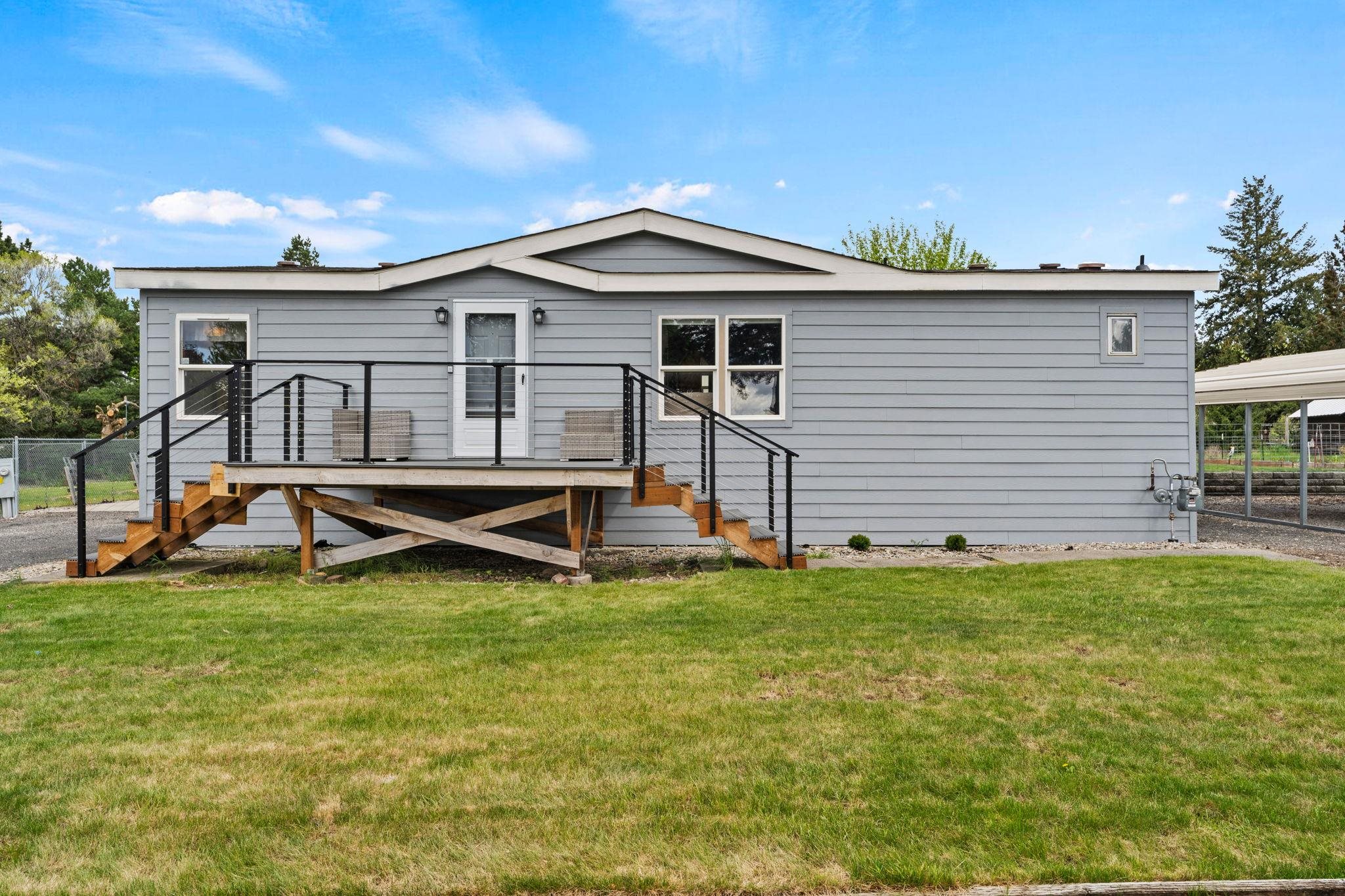 1014 North Vista Road Spokane Valley, WA 99212 - Photo 2 of 50