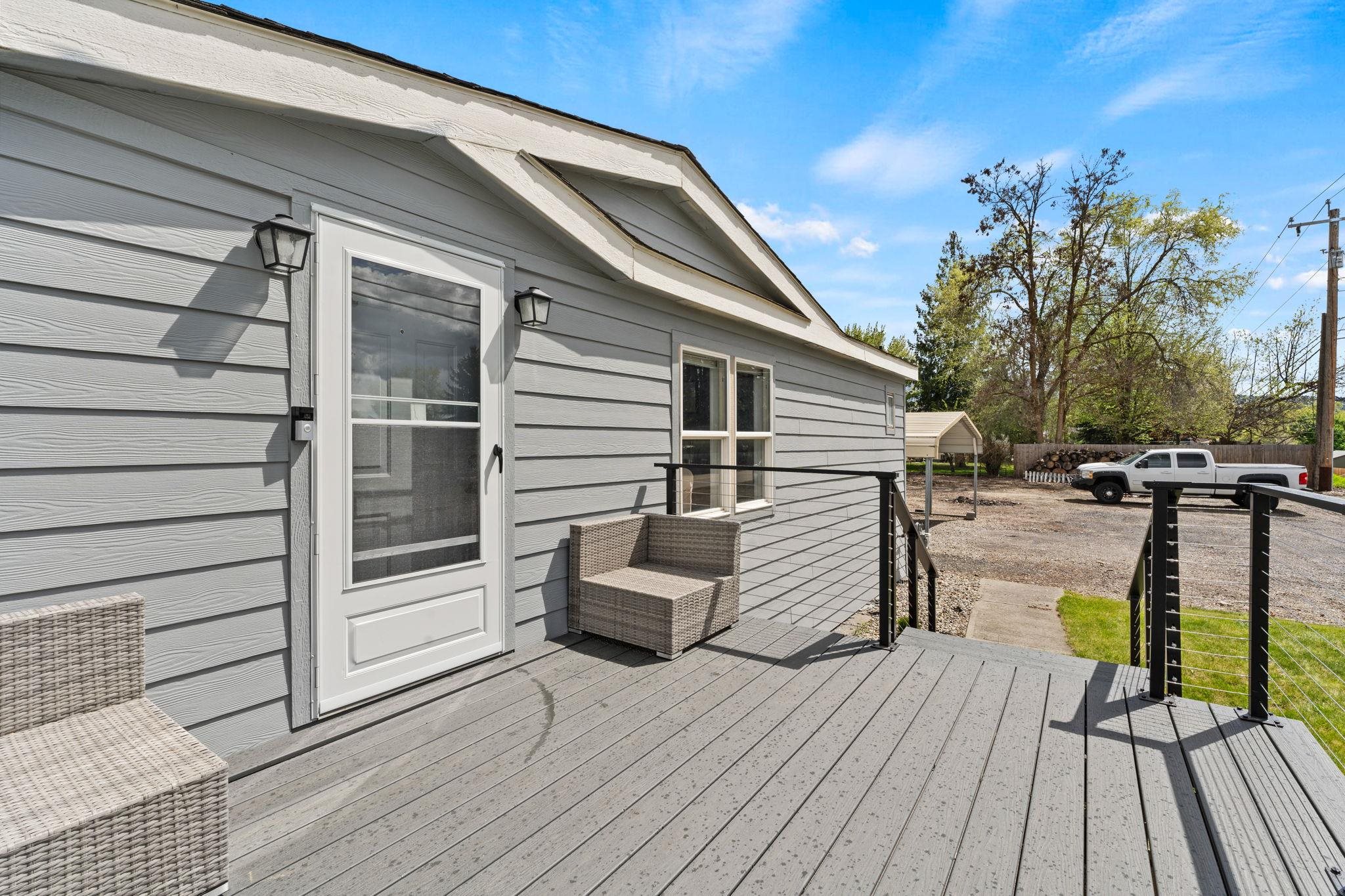 1014 North Vista Road Spokane Valley, WA 99212 - Photo 4 of 50