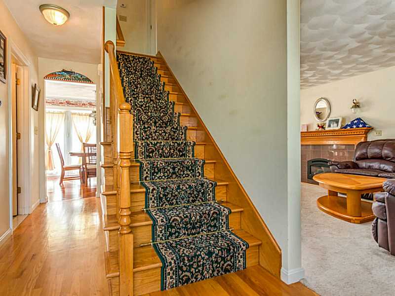 6 Windsong Road Cumberland, RI 02864 - Photo 13 of 24 Entry.