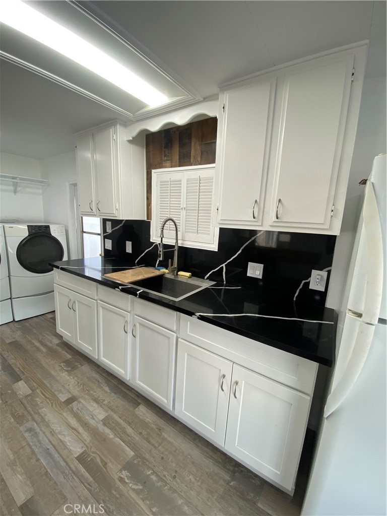 35 Orange Via Anaheim, CA 92801 - Photo 10 of 21 a kitchen with a sink and cabinets