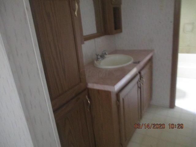 2320 West Point Road Southeast Lancaster, OH 43130 - Photo 11 of 25