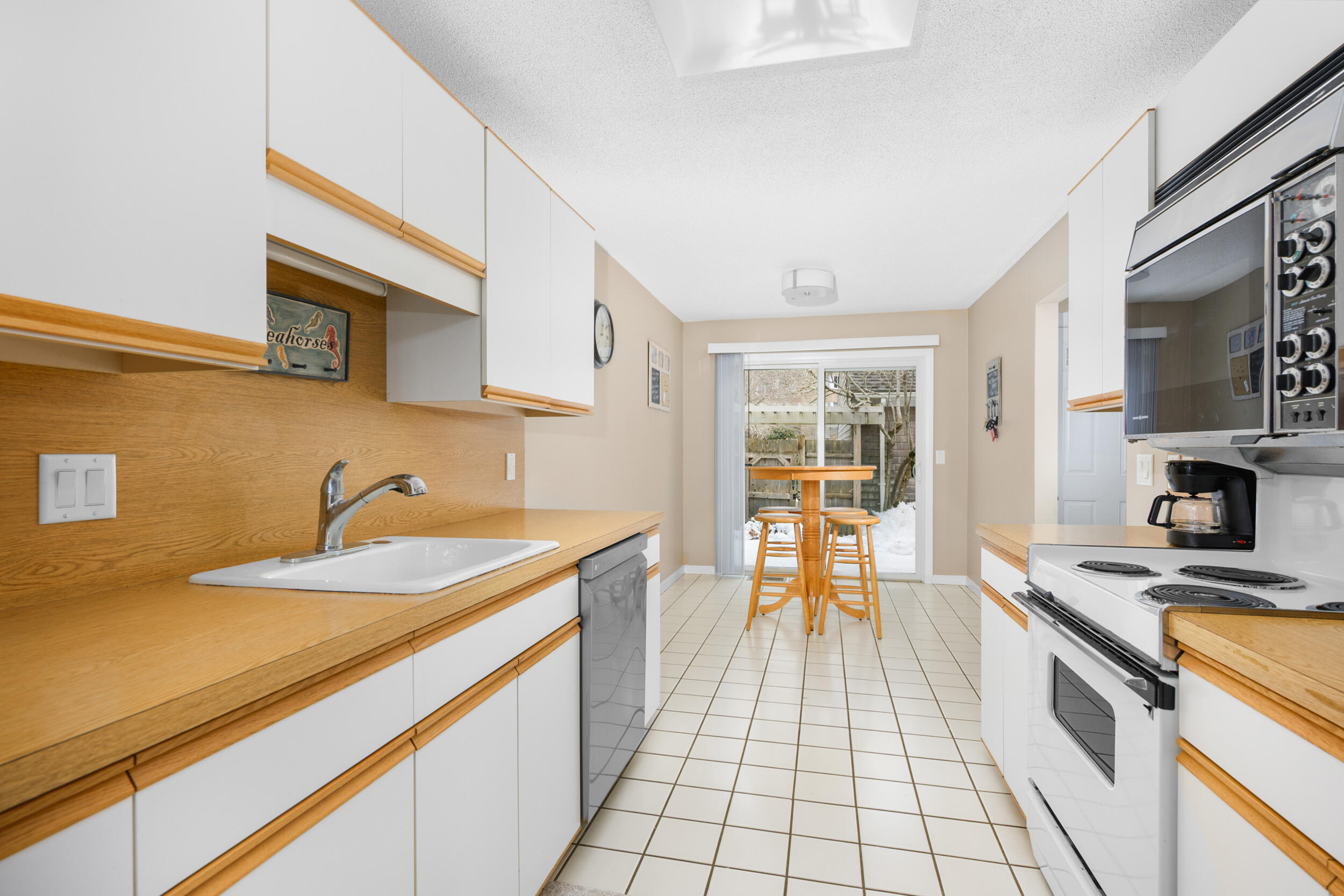 1 Belmont Road, Unit TH18 West Harwich, MA 02671 - Photo 11 of 44 DSC_0322