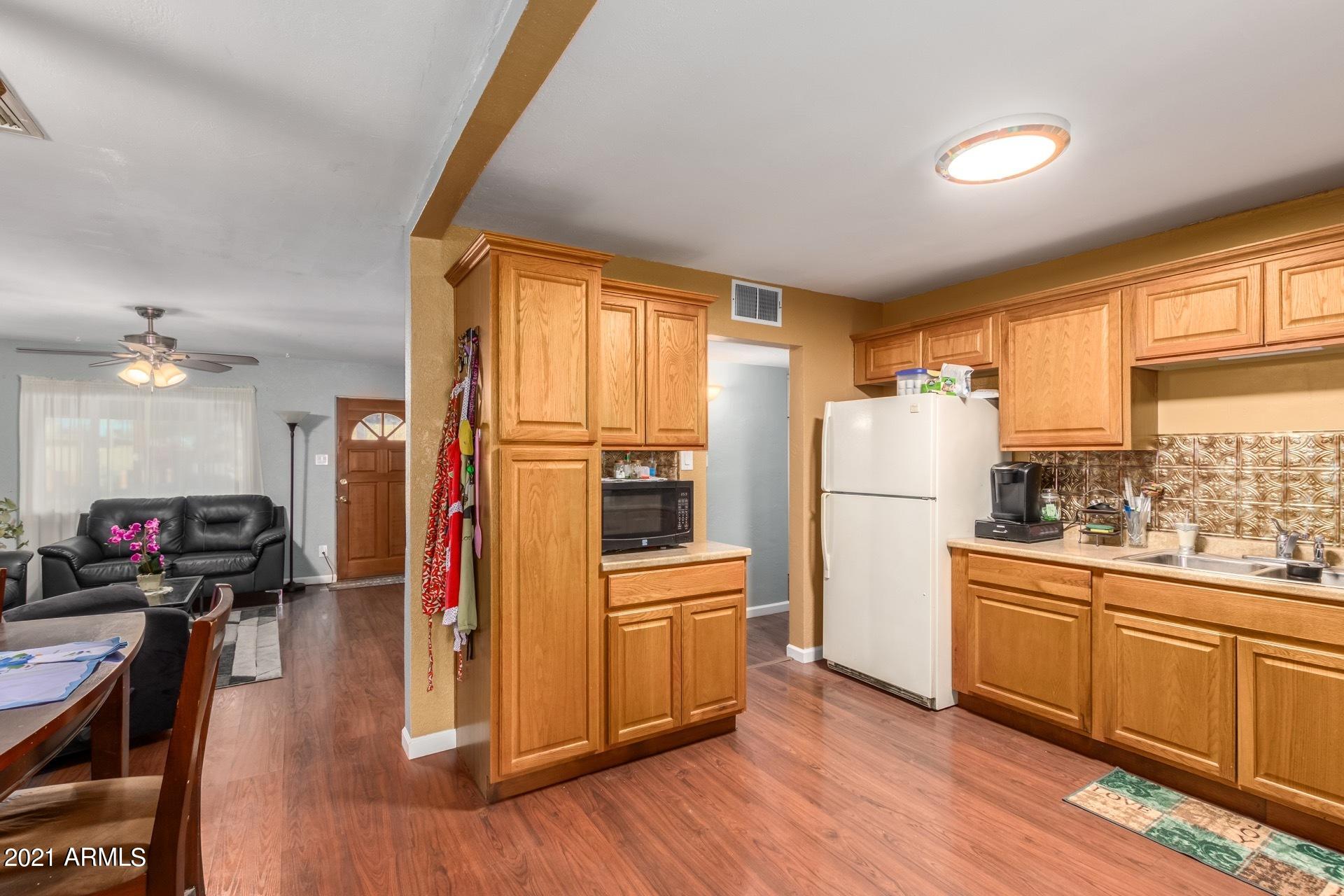 3333 West Rancho Drive Phoenix, AZ 85017 - Photo 11 of 26 0011-Rancho-11
