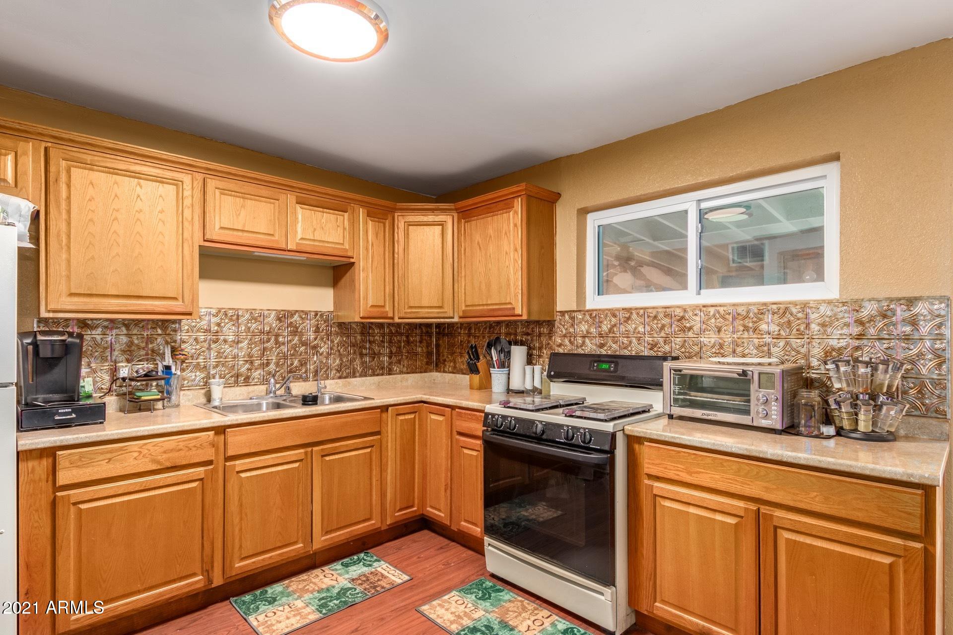 3333 West Rancho Drive Phoenix, AZ 85017 - Photo 8 of 26 0008-Rancho-9