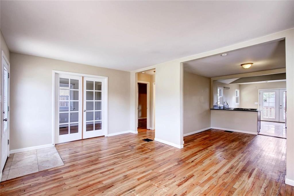 907 Alexander Road Colorado Springs, CO 80909 - Photo 5 of 28