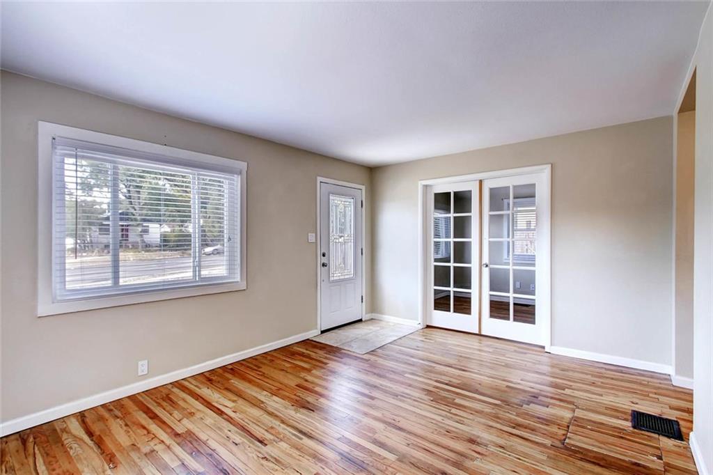 907 Alexander Road Colorado Springs, CO 80909 - Photo 6 of 28