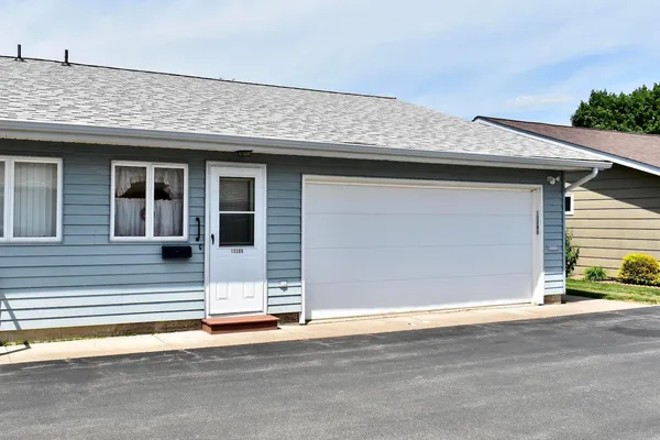 $195,000 | 1328 B McNally Drive, Winona, MN 55987
