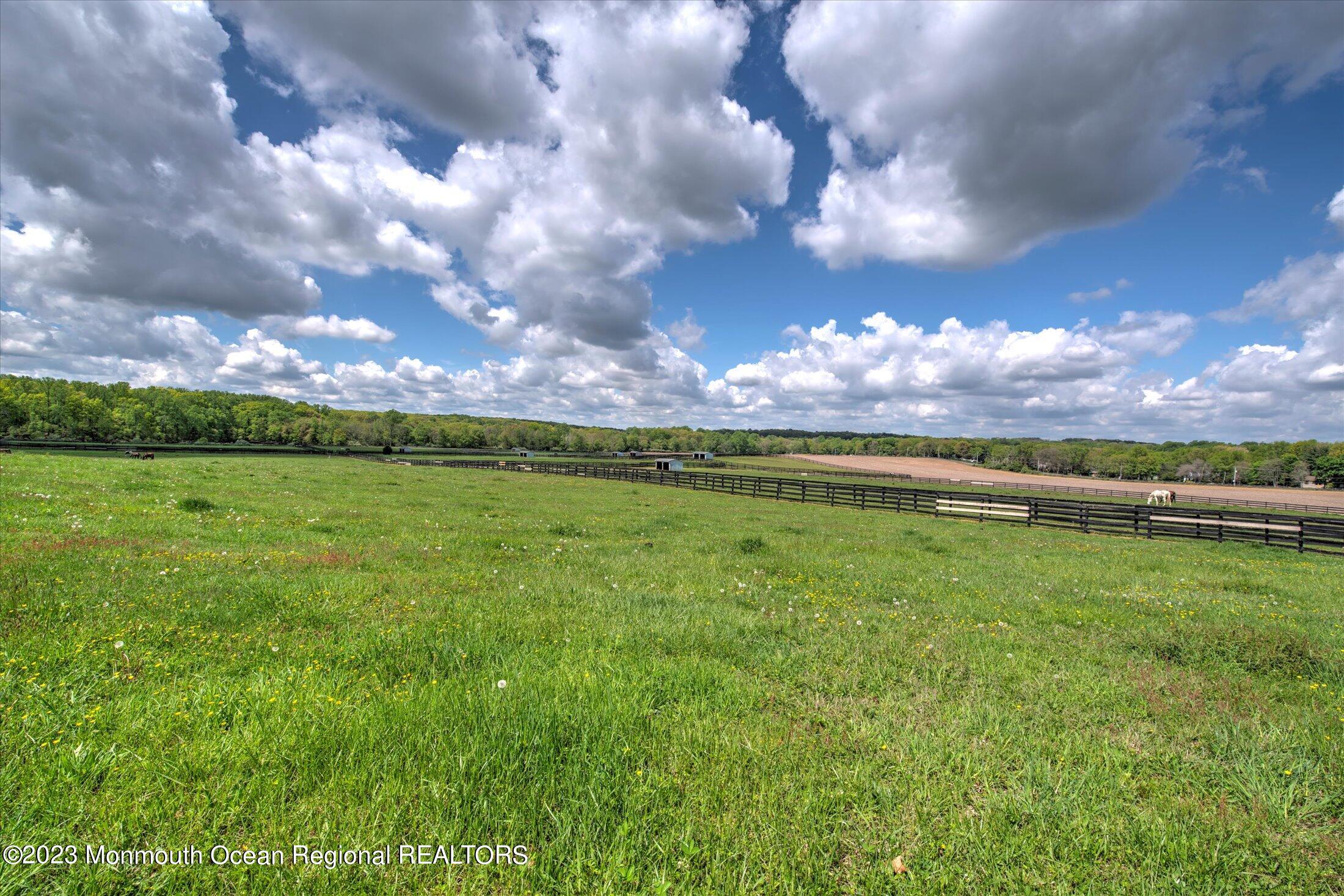 276 Millstone Road Perrineville, NJ 08535 - Photo 25 of 25 37-NEARBY HORSE FARM